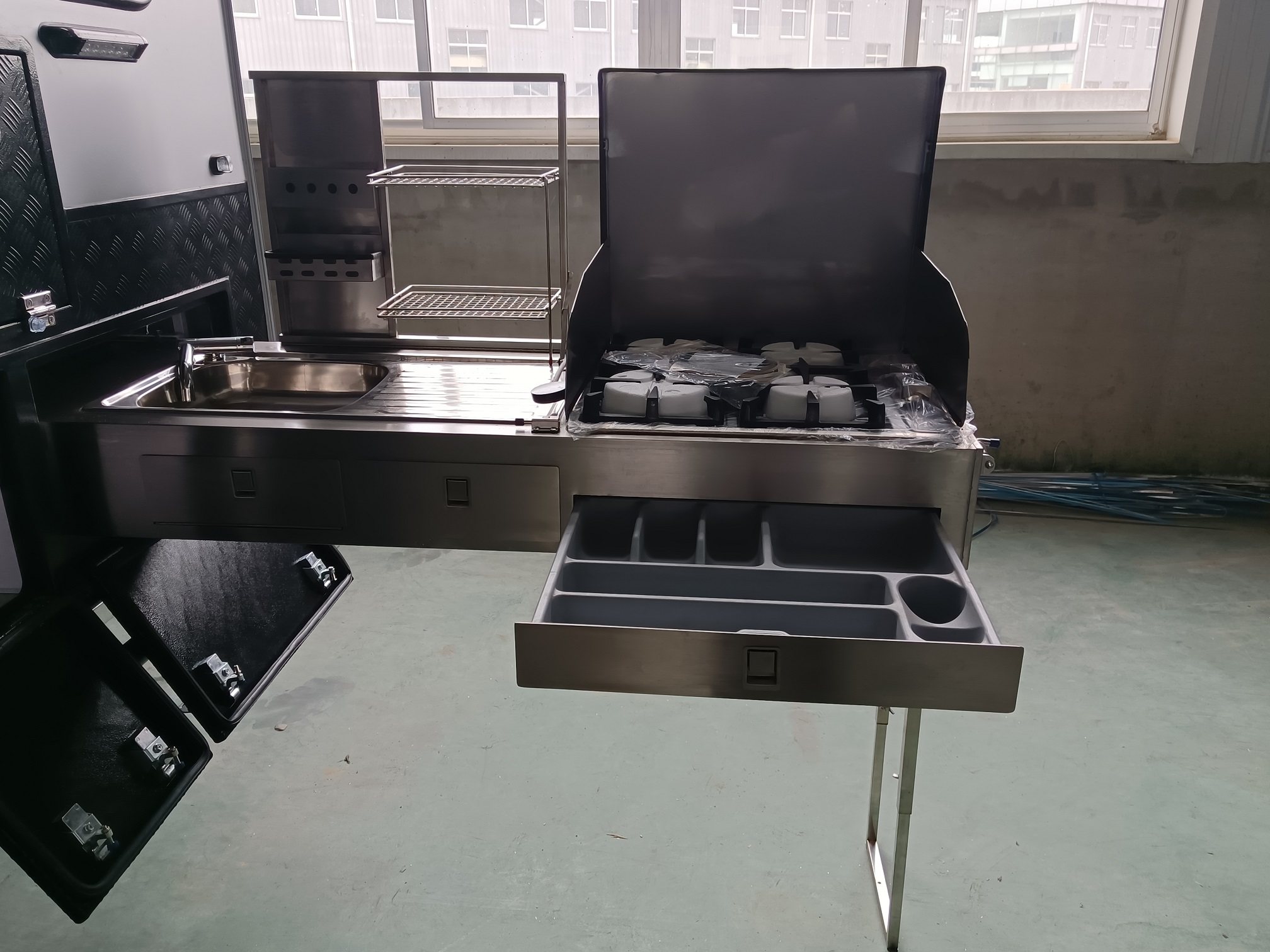 slide out kitchen